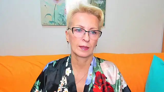 iamyourdream89 online show from 12, 9, 2025