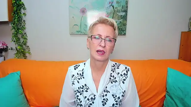 iamyourdream89 online show from 29, 9, 2025