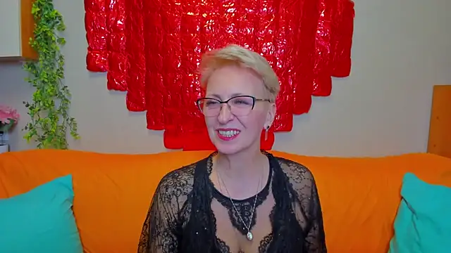 Snapshot of iamyourdream89 chatting on 26, 2, 2026 iamyourdream89 online show from 26, 2, 2026