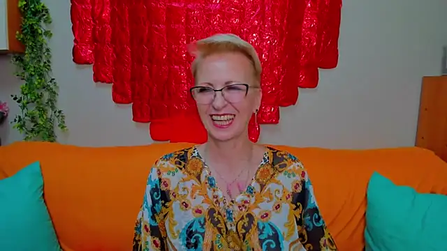 Snapshot of iamyourdream89 chatting on 1, 3, 2026 iamyourdream89 online show from 1, 3, 2026