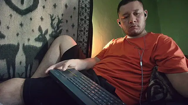 Snapshot of sweet_cock28 chatting on 10, 5, 2026 sweet cock28 online show from 10, 5, 2026