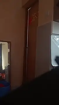 Snapshot of squirydol chatting on 2, 11, 2025 squirydol online show from 2, 11, 2025