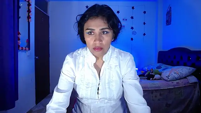 Snapshot of pinky_violeta chatting on 4, 3, 2025 pinky violeta online show from 4, 3, 2025