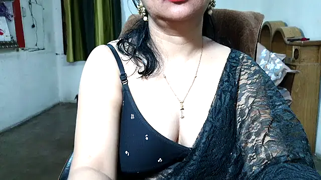 Snapshot of Cute_Mahi22 chatting on 29, 10, 2025 Cute Mahi22 online show from 29, 10, 2025