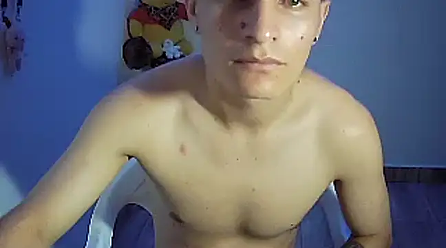 Snapshot of SHAT_SEX chatting on 10, 1, 2025 SHAT SEX online show from 10, 1, 2025