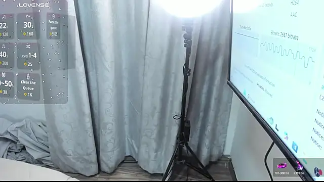 Snapshot of xhinata_hyugax chatting on 6, 6, 2026 xhinata hyugax online show from 6, 6, 2026