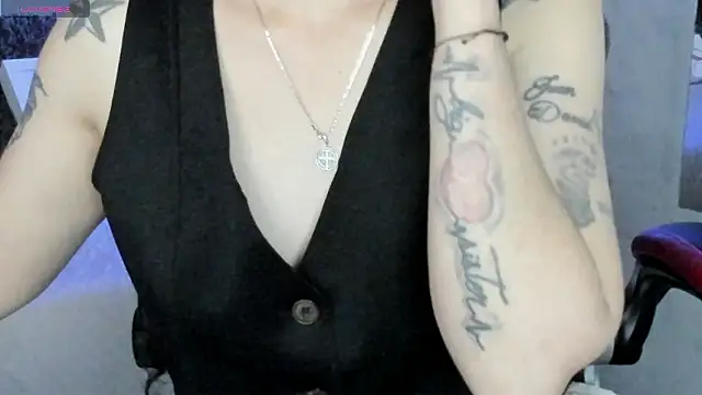 Snapshot of natasha_logan_ chatting on 29, 3, 2026 natasha logan online show from 29, 3, 2026