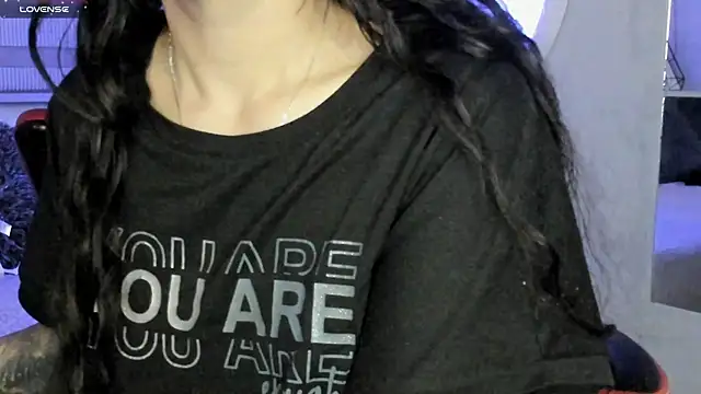 Snapshot of natasha_logan_ chatting on 31, 3, 2026 natasha logan online show from 31, 3, 2026