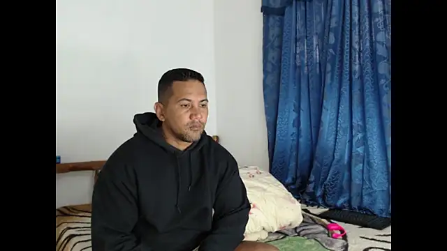 Snapshot of lover_1994 chatting on 9, 1, 2025 lover 1994 online show from 9, 1, 2025