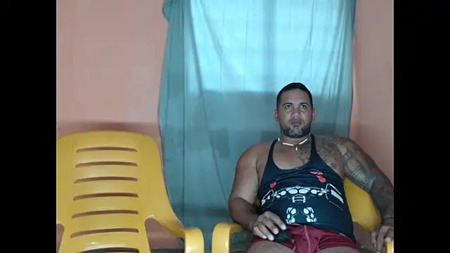 Snapshot of lover_1994 chatting on 4, 4, 2026 lover 1994 online show from 4, 4, 2026