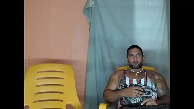 Snapshot of lover_1994 chatting on 11, 4, 2026 lover 1994 online show from 11, 4, 2026