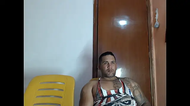 Snapshot of lover_1994 chatting on 22, 7, 2026 lover 1994 online show from 22, 7, 2026