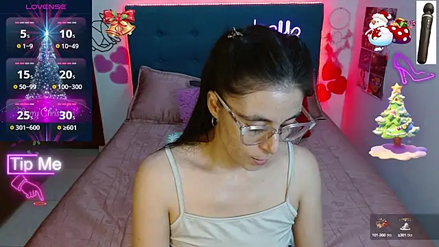 Snapshot of antonella_sweet33 chatting on 6, 12, 2024 antonella sweet33 online show from 6, 12, 2024