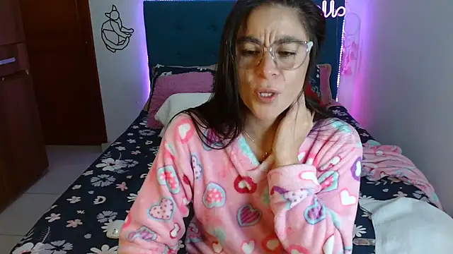 Snapshot of antonella_sweet33 chatting on 28, 1, 2025 antonella sweet33 online show from 28, 1, 2025