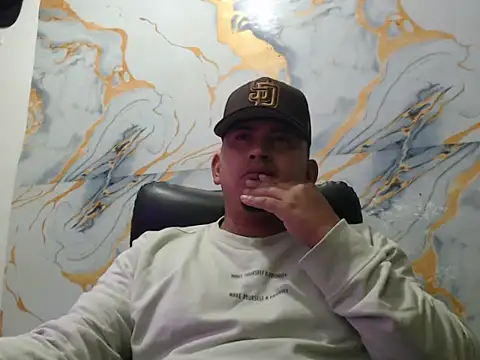Snapshot of myke_andrade chatting on 23, 7, 2026 myke andrade online show from 23, 7, 2026