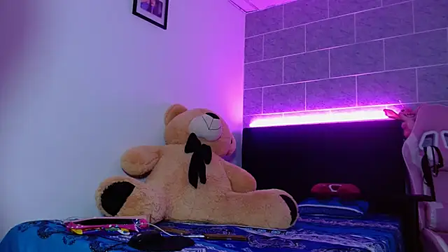 Snapshot of Dakota_bumm chatting on 22, 3, 2026 Dakota bumm online show from 22, 3, 2026