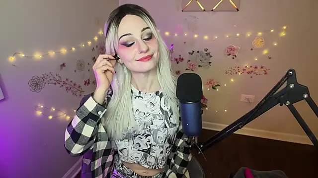 Snapshot of Starr1123 chatting on 7, 4, 2026 Starr1123 online show from 7, 4, 2026