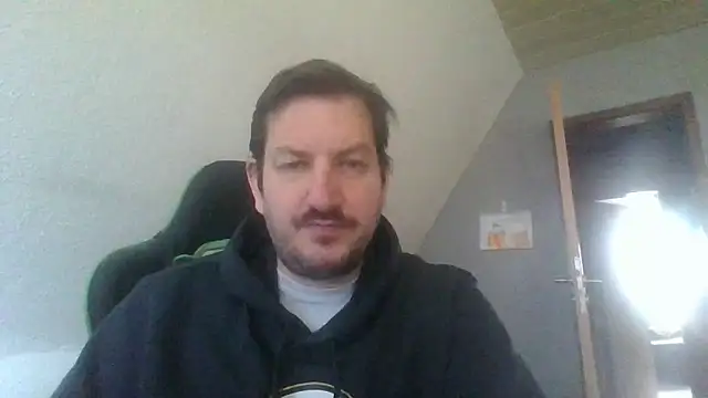 Snapshot of Golffahrer1982 chatting on 11, 11, 2025 Golffahrer1982 online show from 11, 11, 2025