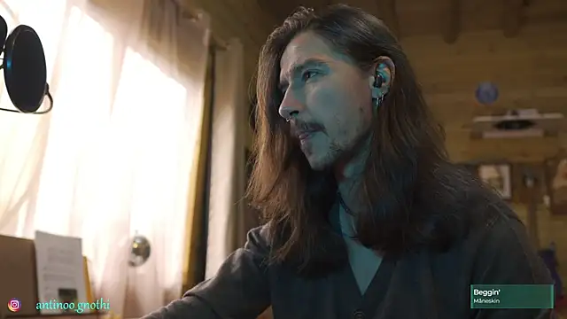 Antinoo Gnothi online show from 8, 10, 2025