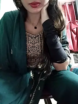 Snapshot of Noor_Darliing chatting on 7, 5, 2026 Noor Darliing online show from 7, 5, 2026