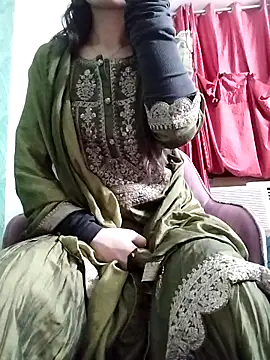 Snapshot of Noor_Darliing chatting on 11, 5, 2026 Noor Darliing online show from 11, 5, 2026