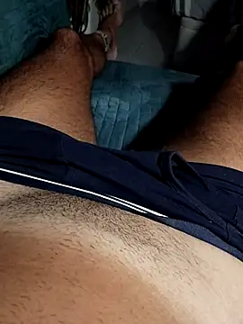 Snapshot of boy1983hot_ chatting on 21, 9, 2025 boy1983hot online show from 21, 9, 2025