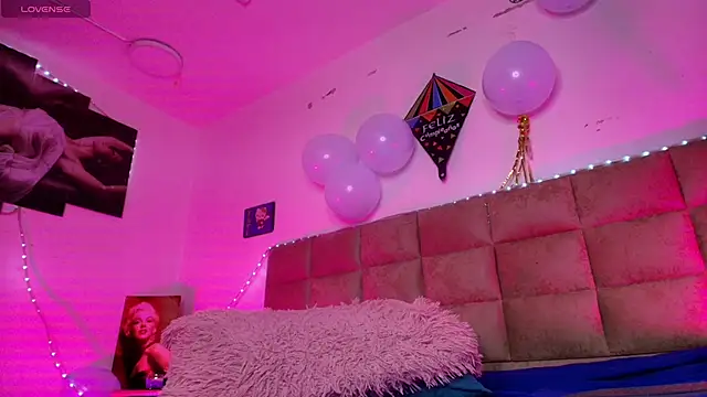  sex mia online show from 5, 10, 2025