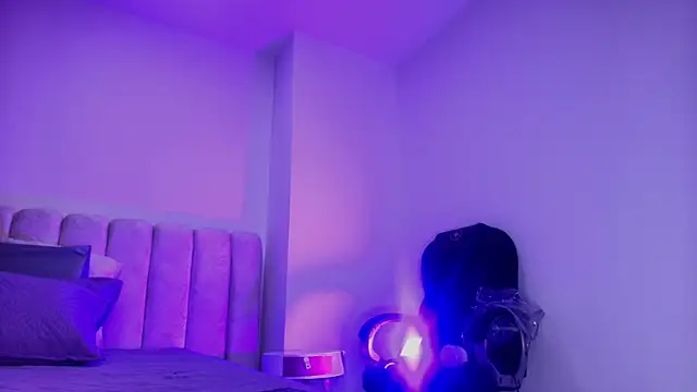  sex mia online show from 11, 11, 2025