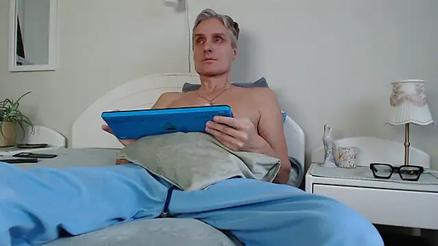 StrongBill online show from 2, 12, 2024