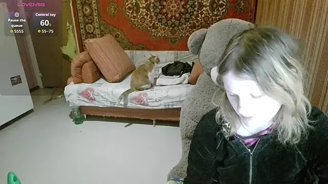 Kathlyn  Heath online show from 16, 3, 2026