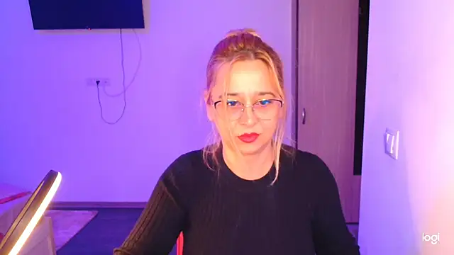 Snapshot of freyyamore1 chatting on 1, 4, 2026 freyyamore1 online show from 1, 4, 2026