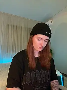 Snapshot of _Chlo__e chatting on 3, 2, 2025 Chlo e online show from 3, 2, 2025