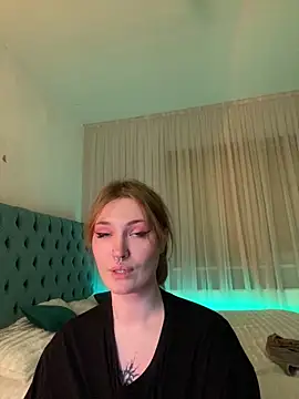 Snapshot of _Chlo__e chatting on 2, 3, 2025 Chlo e online show from 2, 3, 2025