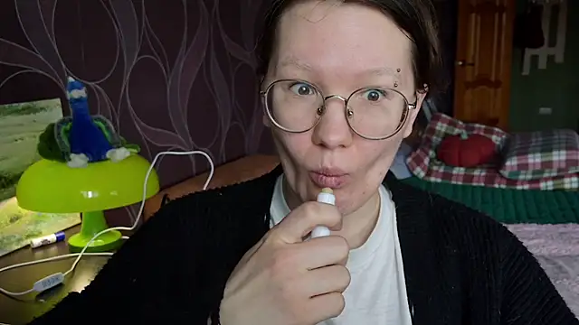 Snapshot of MiriamOr chatting on 18, 4, 2026 MiriamOr online show from 18, 4, 2026