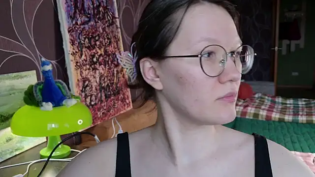 Snapshot of MiriamOr chatting on 19, 4, 2026 MiriamOr online show from 19, 4, 2026