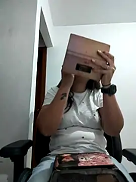 Snapshot of Mia_Hampton chatting on 11, 1, 2026 Mia Hampton online show from 11, 1, 2026