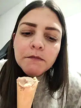 Snapshot of Mia_Hampton chatting on 3, 2, 2026 Mia Hampton online show from 3, 2, 2026