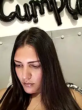 Snapshot of Mia_Hampton chatting on 2, 3, 2026 Mia Hampton online show from 2, 3, 2026