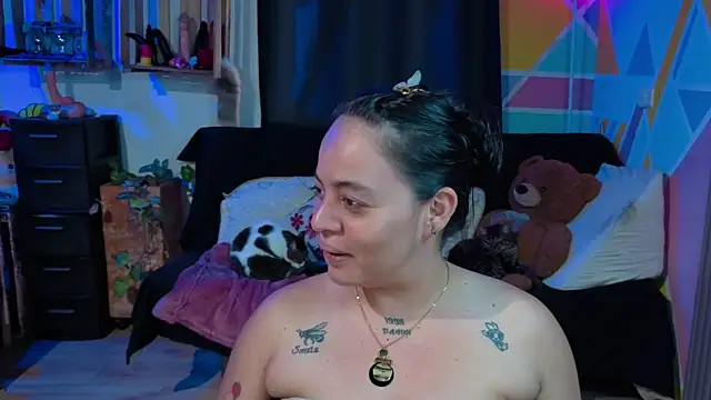 Cuttiealice online show from 10, 9, 2025