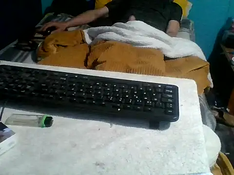 Snapshot of malekon76 chatting on 27, 11, 2025 malekon76 online show from 27, 11, 2025