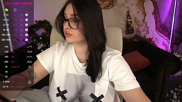 Snapshot of JeysyPotter chatting on 1, 1, 2025 JeysyPotter online show from 1, 1, 2025