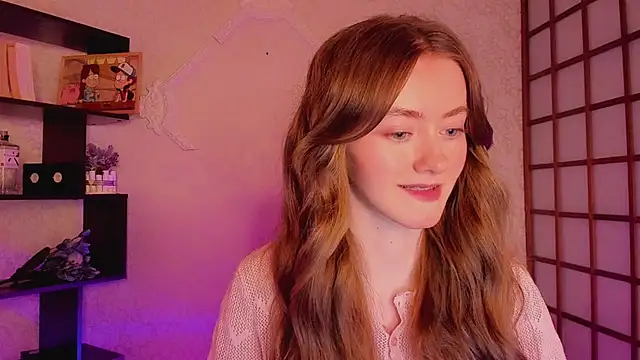 KateCuddle online show from 7, 2, 2025