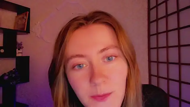 KateCuddle online show from 27, 2, 2025