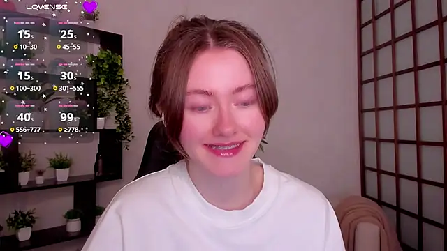 Snapshot of KateCuddle chatting on 9, 2, 2026 KateCuddle online show from 9, 2, 2026