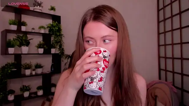 Snapshot of KateCuddle chatting on 2, 3, 2026 KateCuddle online show from 2, 3, 2026