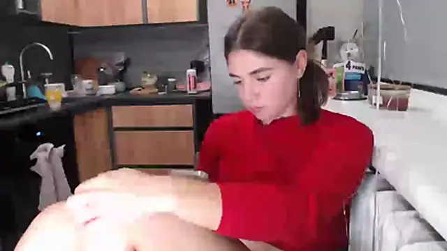 Snapshot of delightful_sofi chatting on 6, 11, 2025 delightful sofi online show from 6, 11, 2025