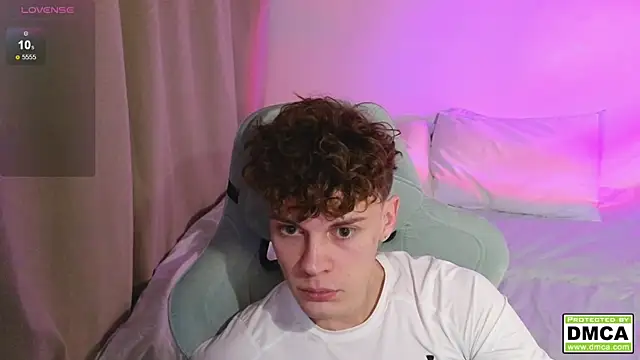 Snapshot of cute_thomas chatting on 14, 1, 2026 cute thomas online show from 14, 1, 2026