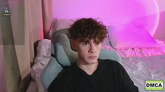 Snapshot of cute_thomas chatting on 11, 3, 2026 cute thomas online show from 11, 3, 2026