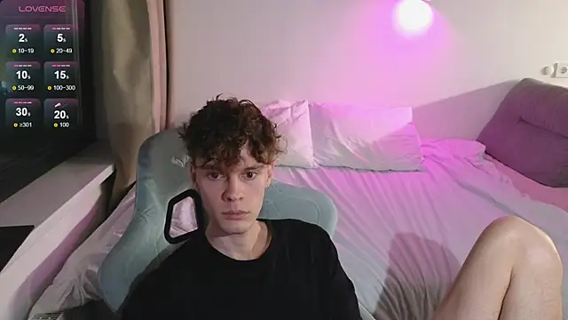 Snapshot of cute_thomas chatting on 22, 7, 2026 cute thomas online show from 22, 7, 2026
