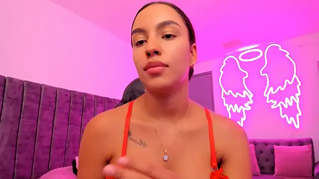 xiomara  cortes online show from 30, 9, 2025